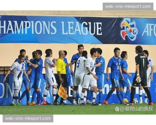 中超首轮上座率前四主场球队均取胜，申花成都济南杭州表现强势