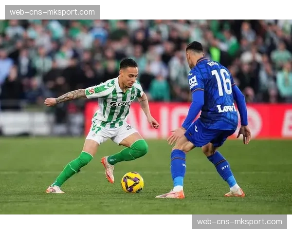 裁判任命:安东尼-泰勒将执法切尔西对阵曼联 裁判任命:安东尼-泰勒将执法切尔西对阵曼联