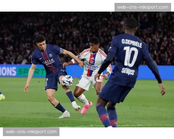 巴黎圣日耳曼公布2026夏窗战略：引援聚焦-附加值-与核心续约